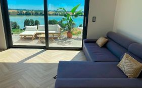 Chojno 31i- dom wypoczynkowy przy jeziorze z jacuzzi